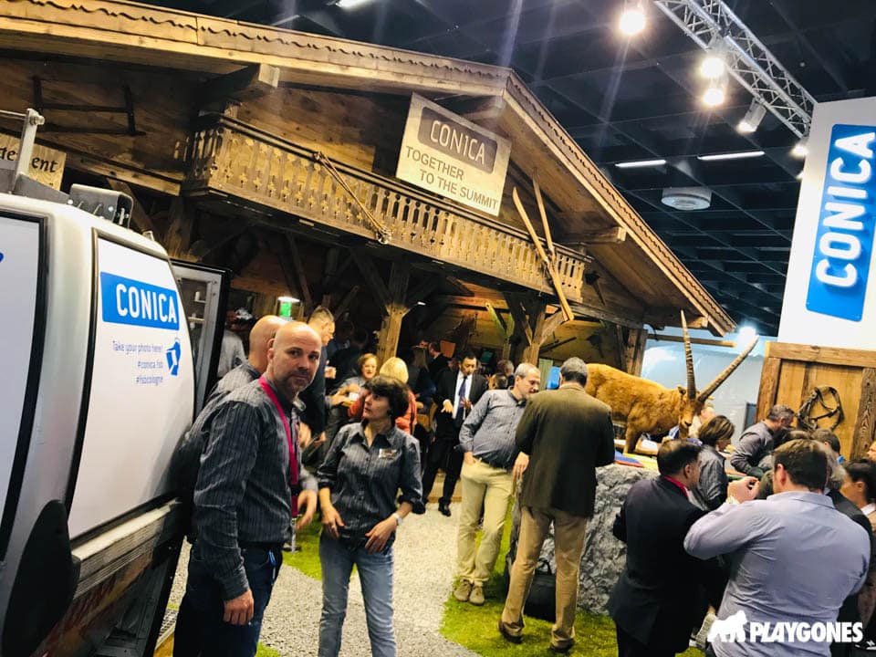Stand CONICA Lt