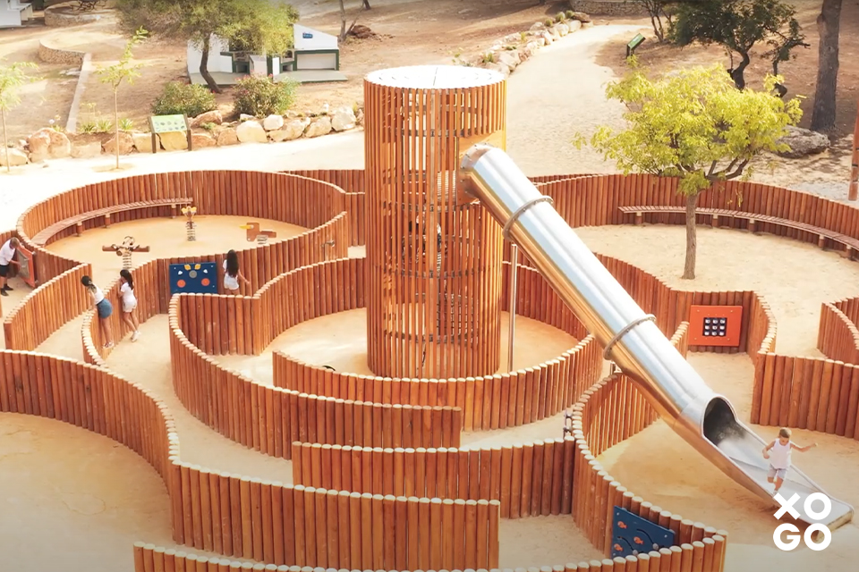 labyrinthe-aire-de-jeux-playgones-5 labyrinthe-aire-de-jeux-playgones-5